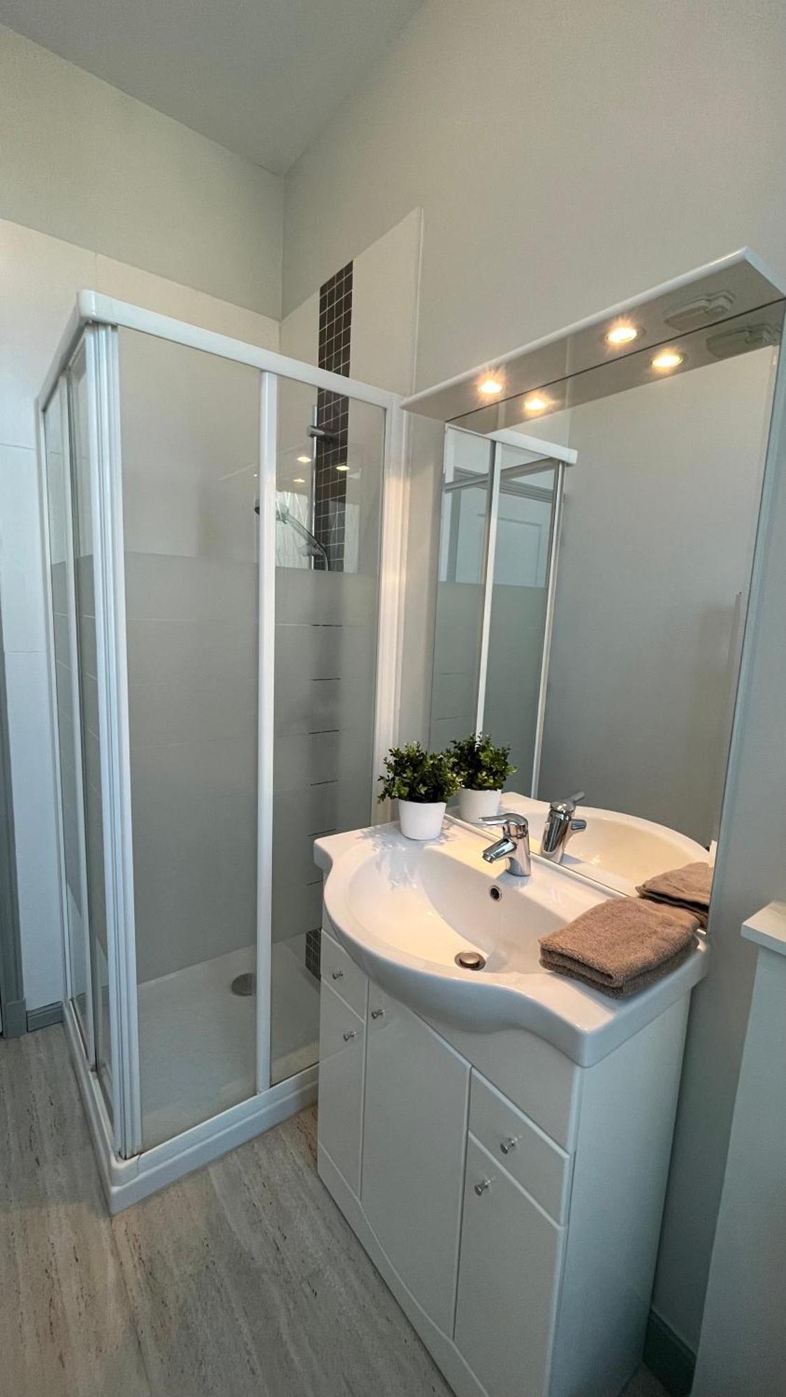 Appartement De Charme Bayeux Bagian luar foto