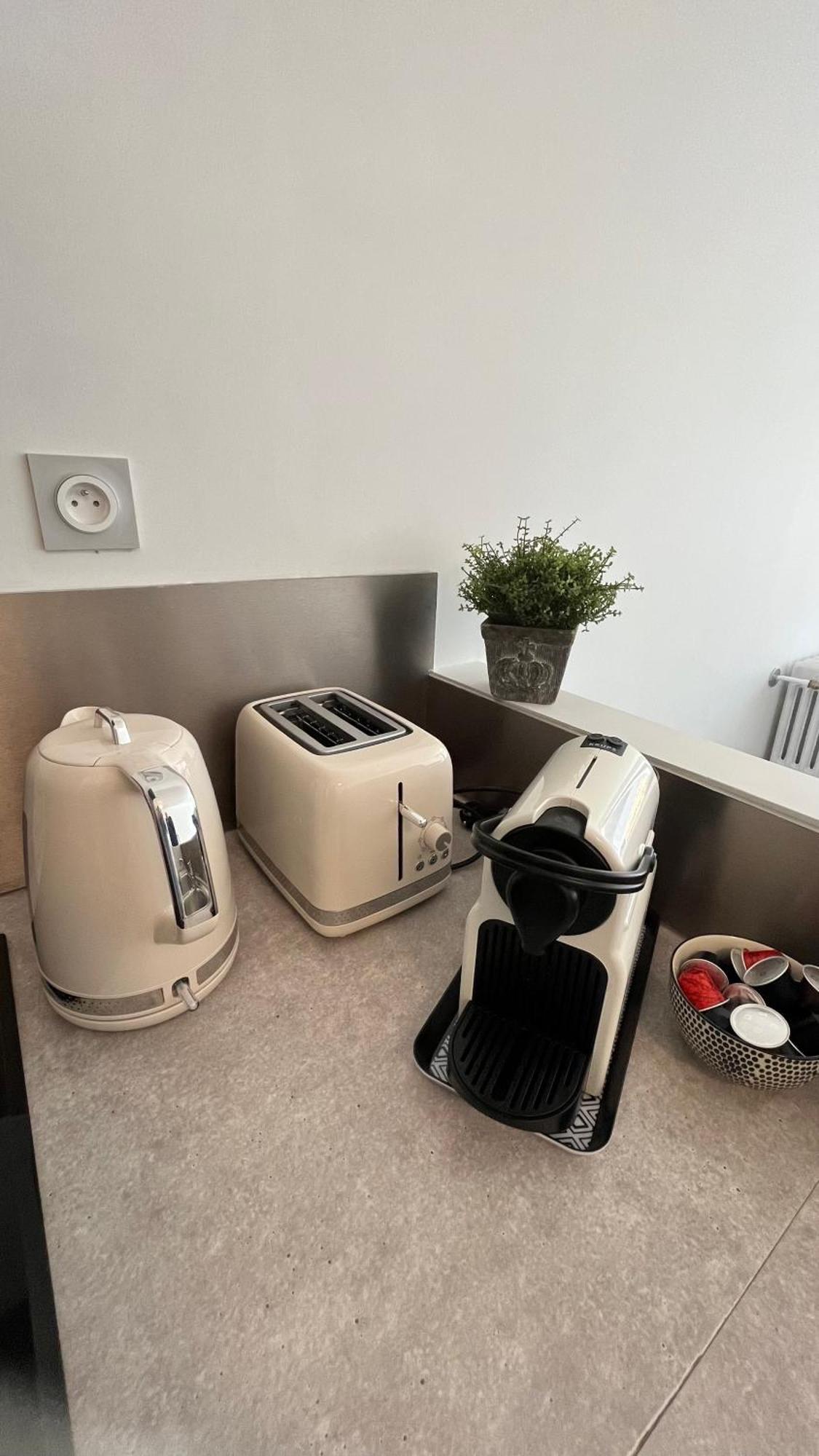 Appartement De Charme Bayeux Bagian luar foto